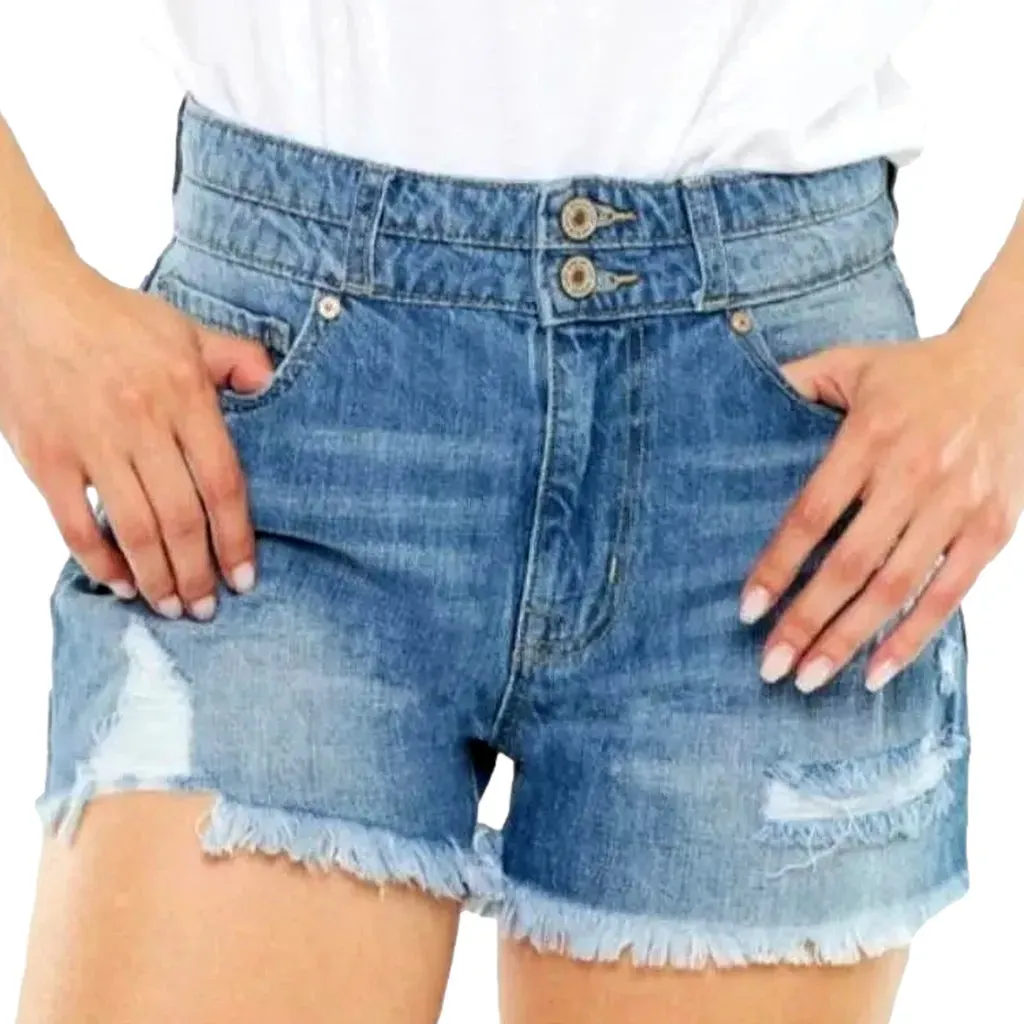 Grunge raw-hem women's jean shorts