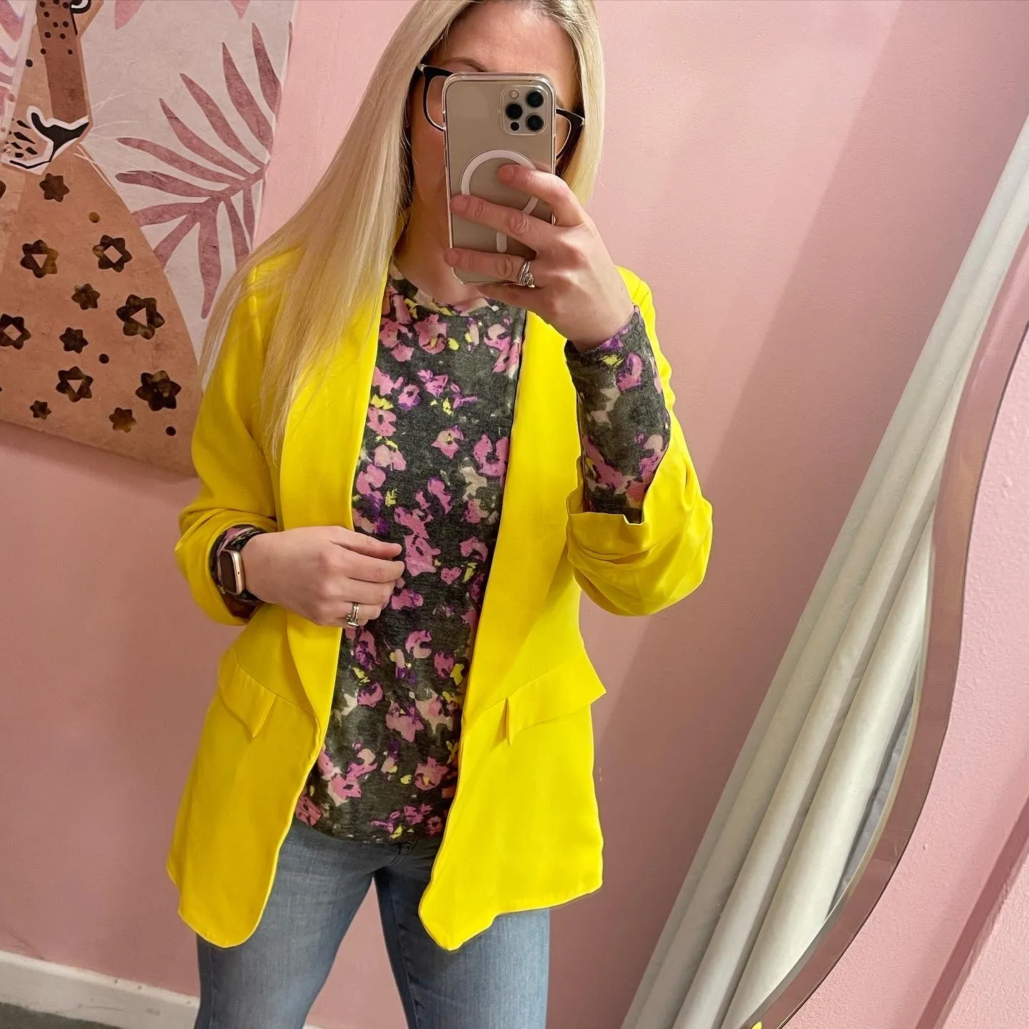 Helen Blazer - Yellow Cream