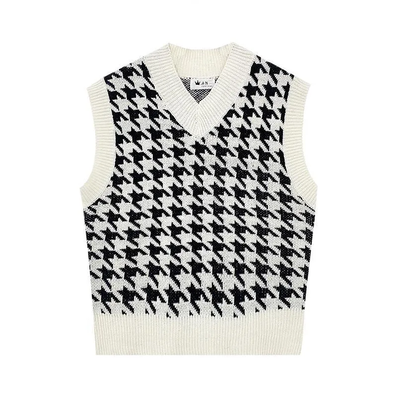 Karen Woman V Neck Houndstooth Knitted Vest