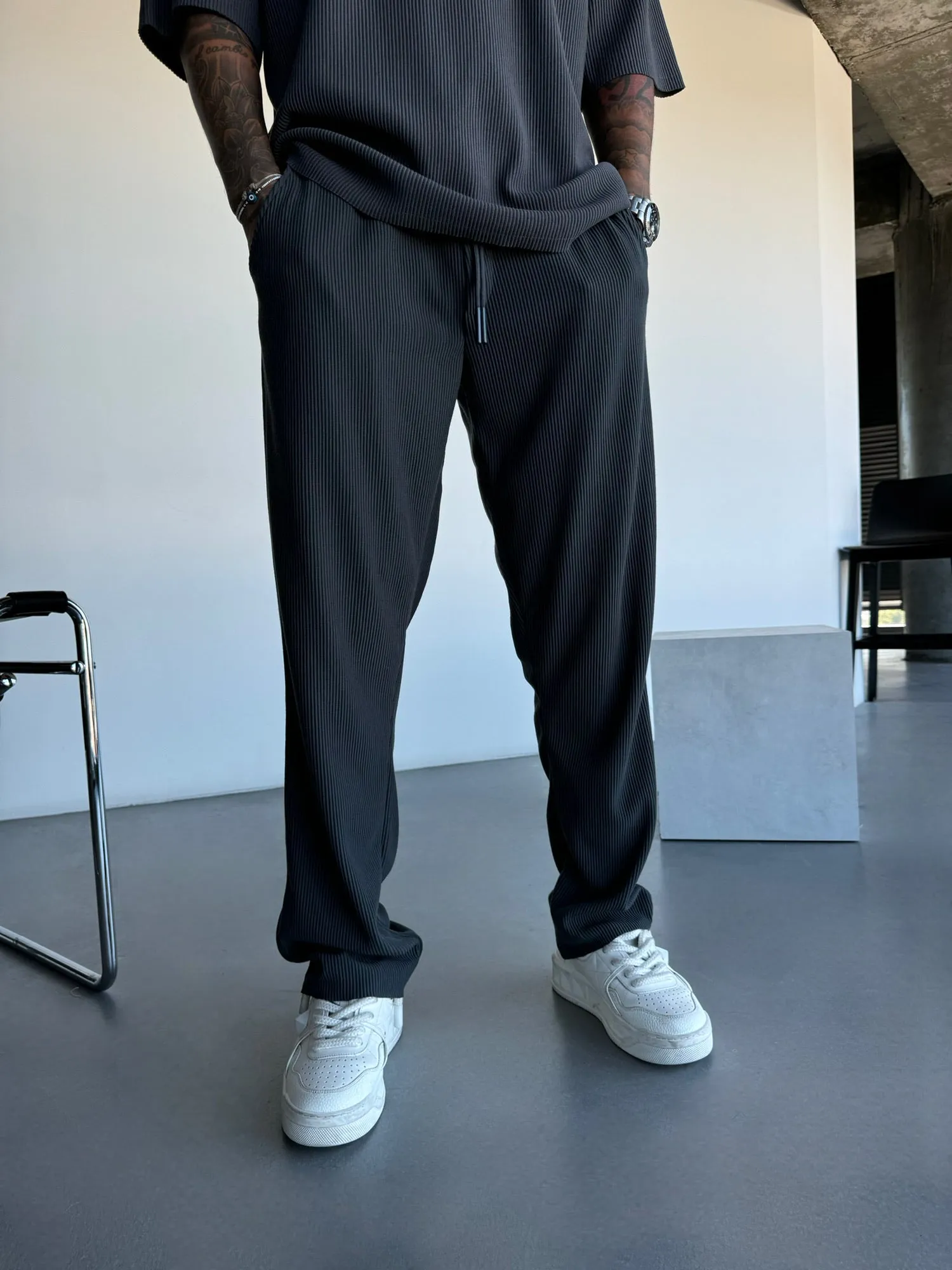 Loose Fit Cord Pant - Anthracite