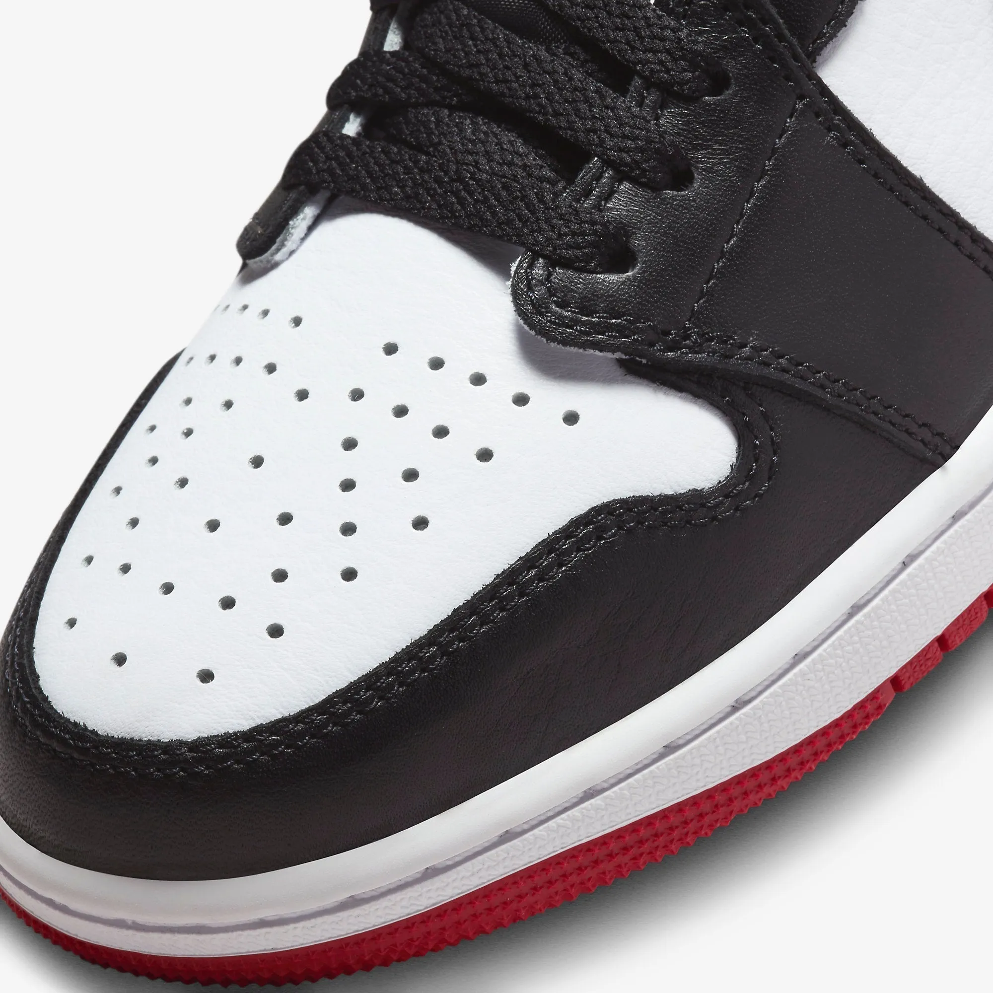 (Men's) Air Jordan 1 Retro Low OG 'Black Toe' (2023) CZ0790-106