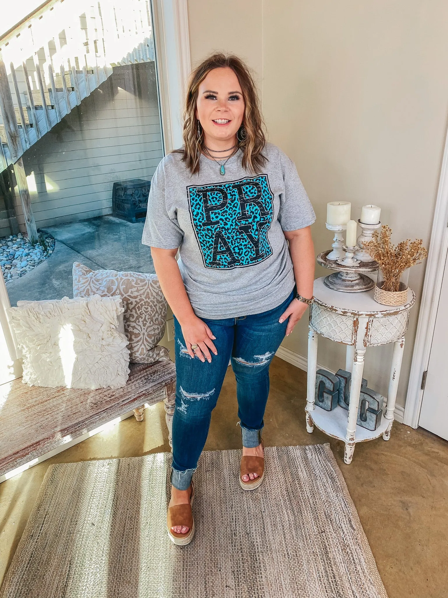 Pray Turquoise Leopard Short Sleeve Graphic Tee in Heather Grey