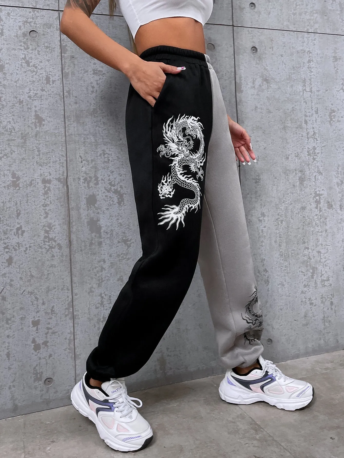 Two Tone Chinese Dragon Print Sweatpants