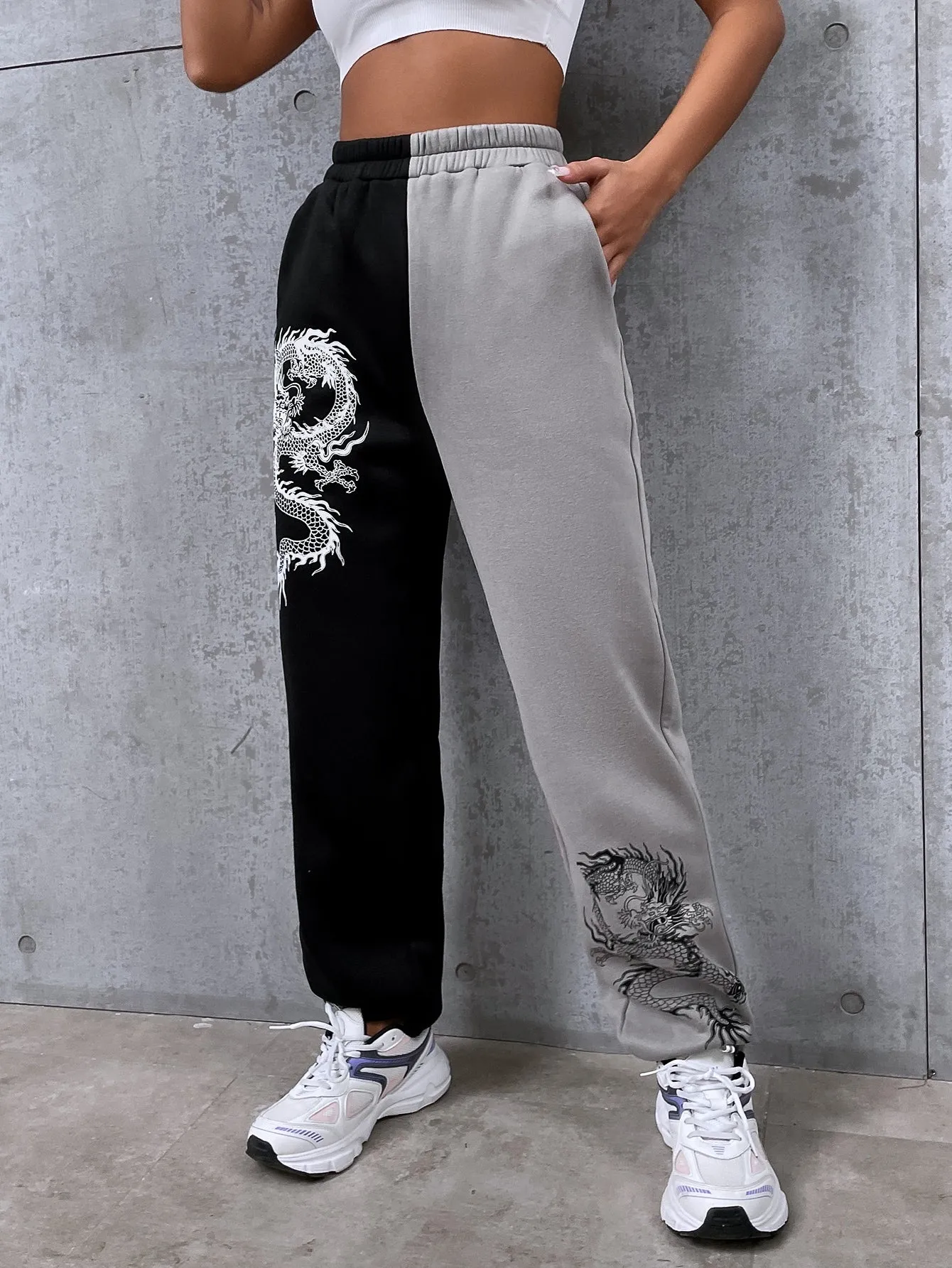 Two Tone Chinese Dragon Print Sweatpants