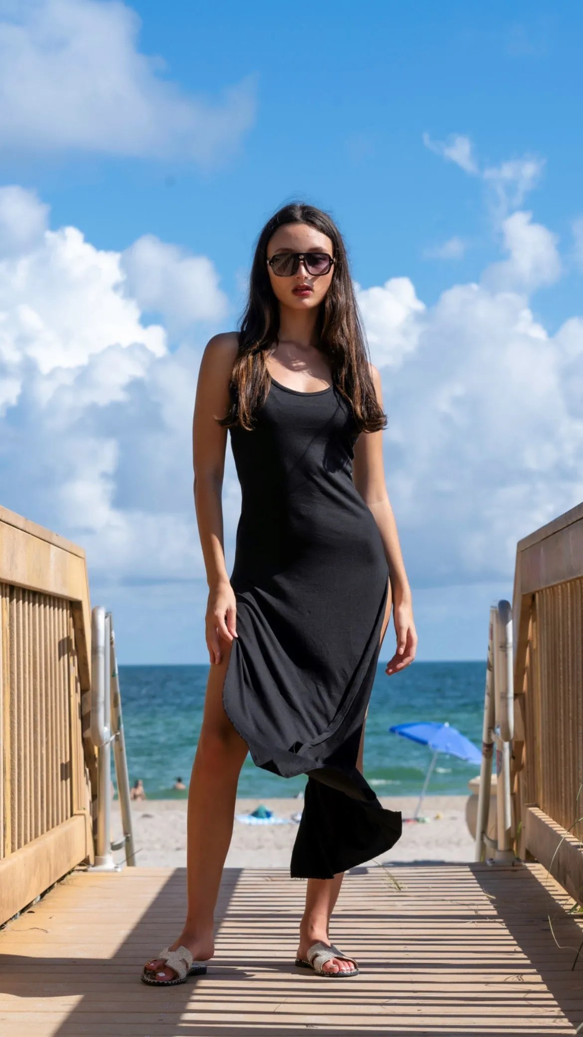 Women's Sleeveless Casual Slit Dress U-Neck  Summer Beach Maxi Long Dress